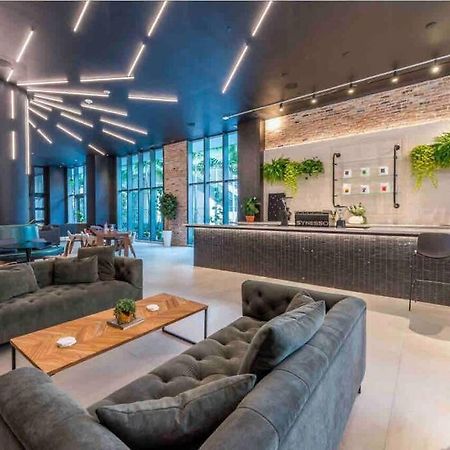 Vibrant Studio Downtown Miami Apartment Екстериор снимка