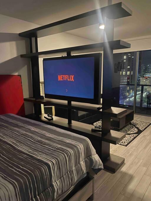 Vibrant Studio Downtown Miami Apartment Екстериор снимка